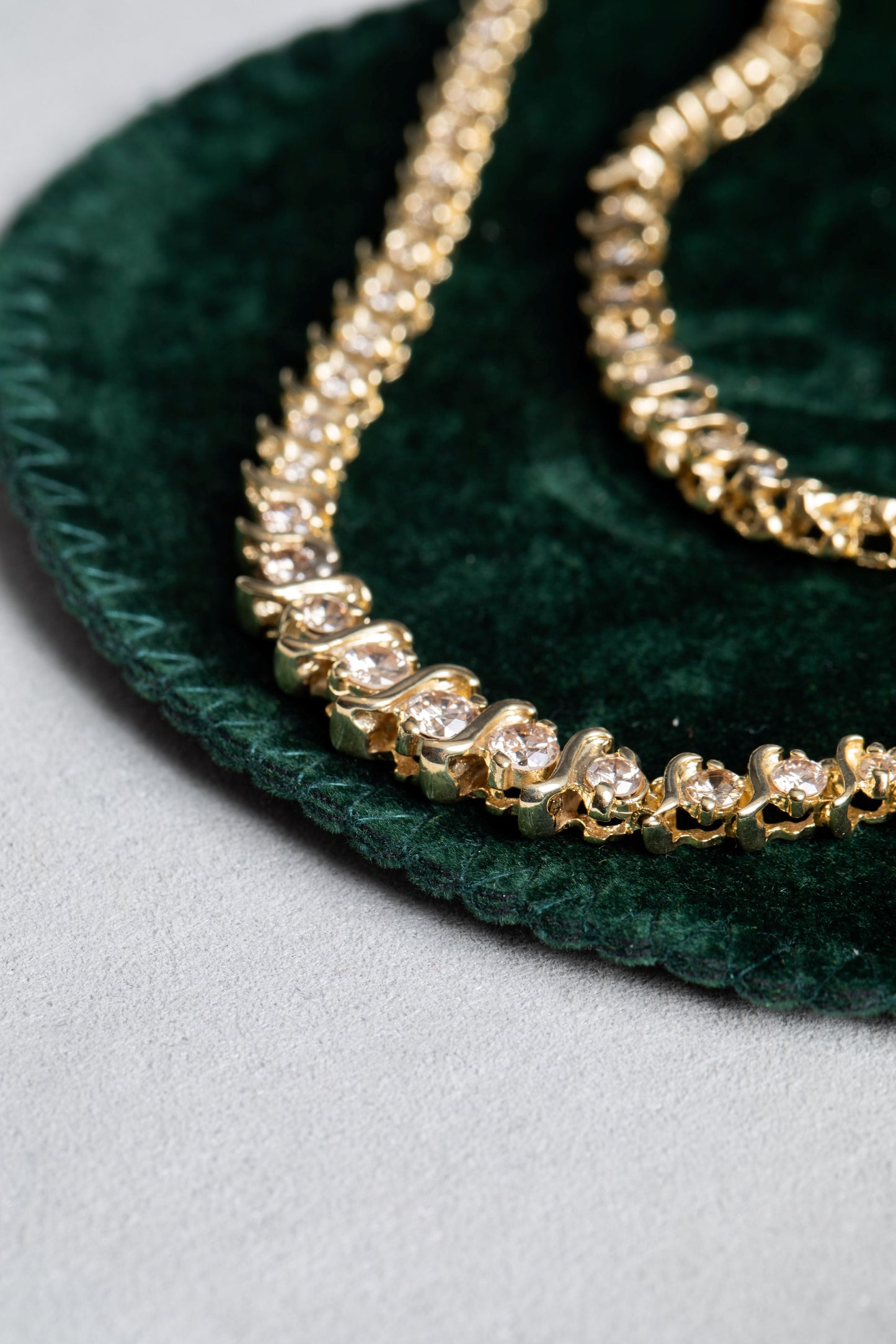 Yellow Gold Round Brilliant Cut Diamond Bracelet