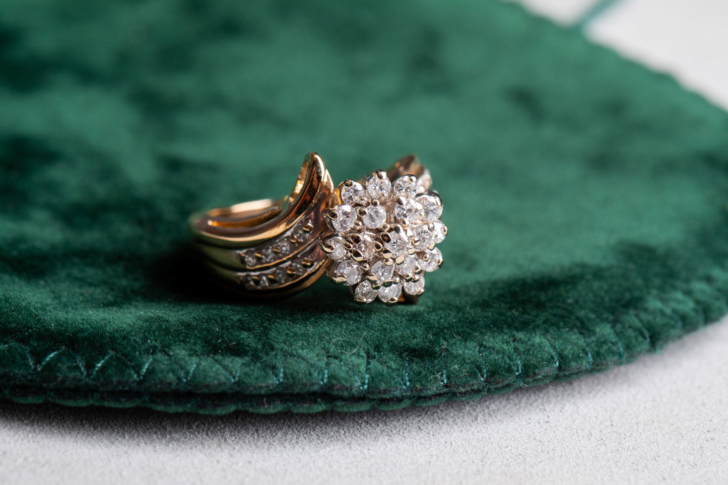 Round Brilliant Cut Diamond Cluster Style Ring