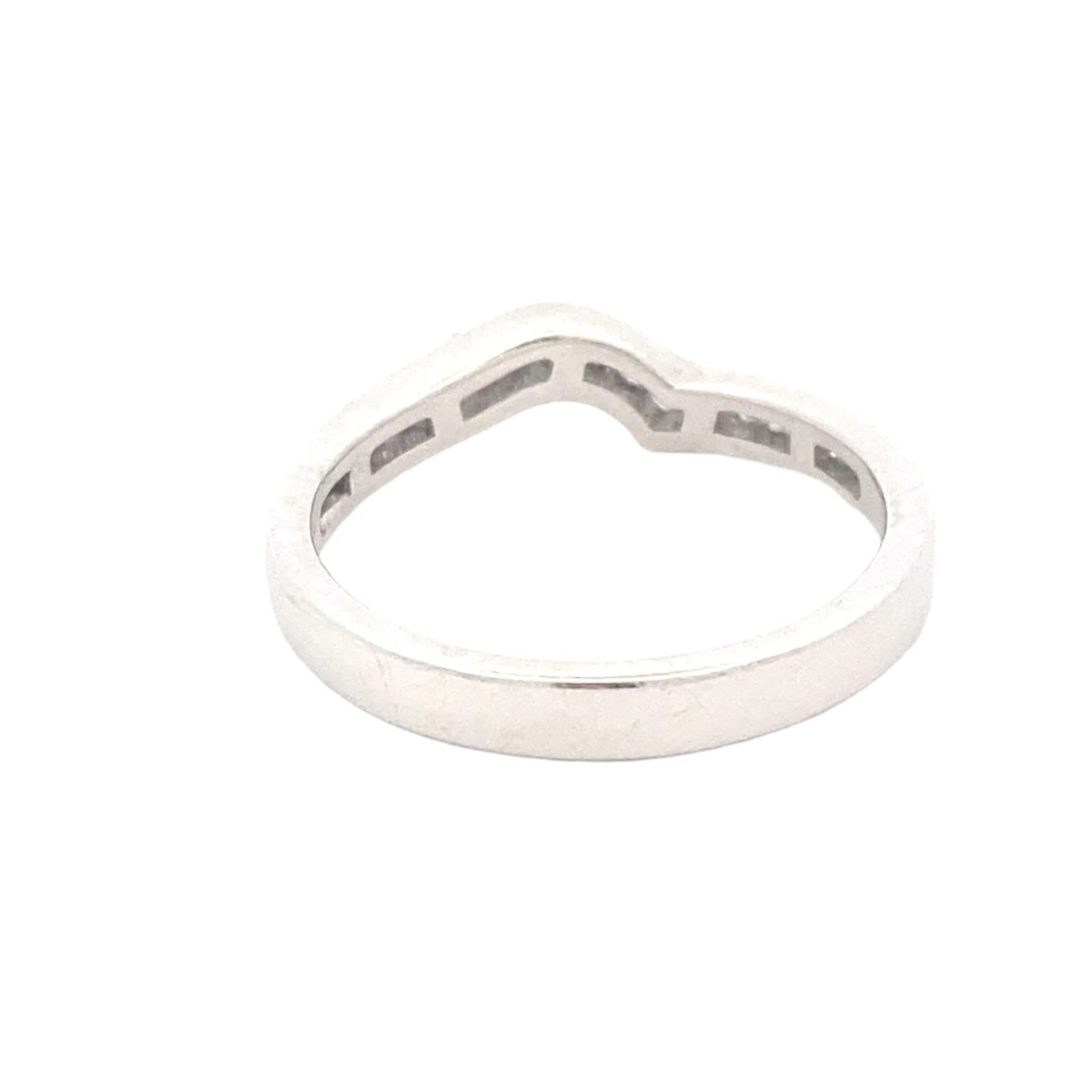 Round Brilliant Cut Diamond Shaped Wedding Band