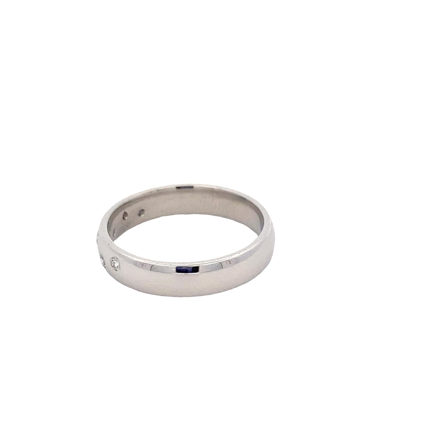 Round Brilliant Cut Diamond set wedding ring