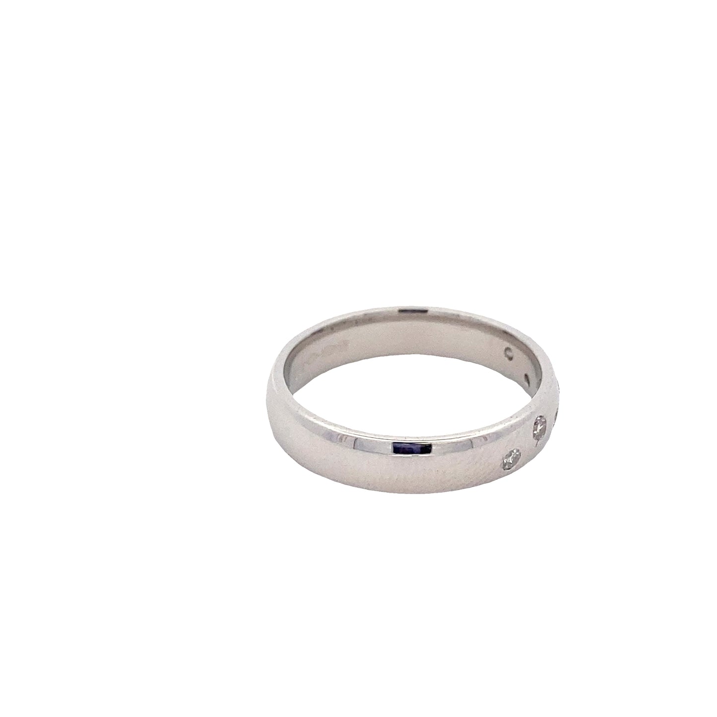Round Brilliant Cut Diamond set wedding ring
