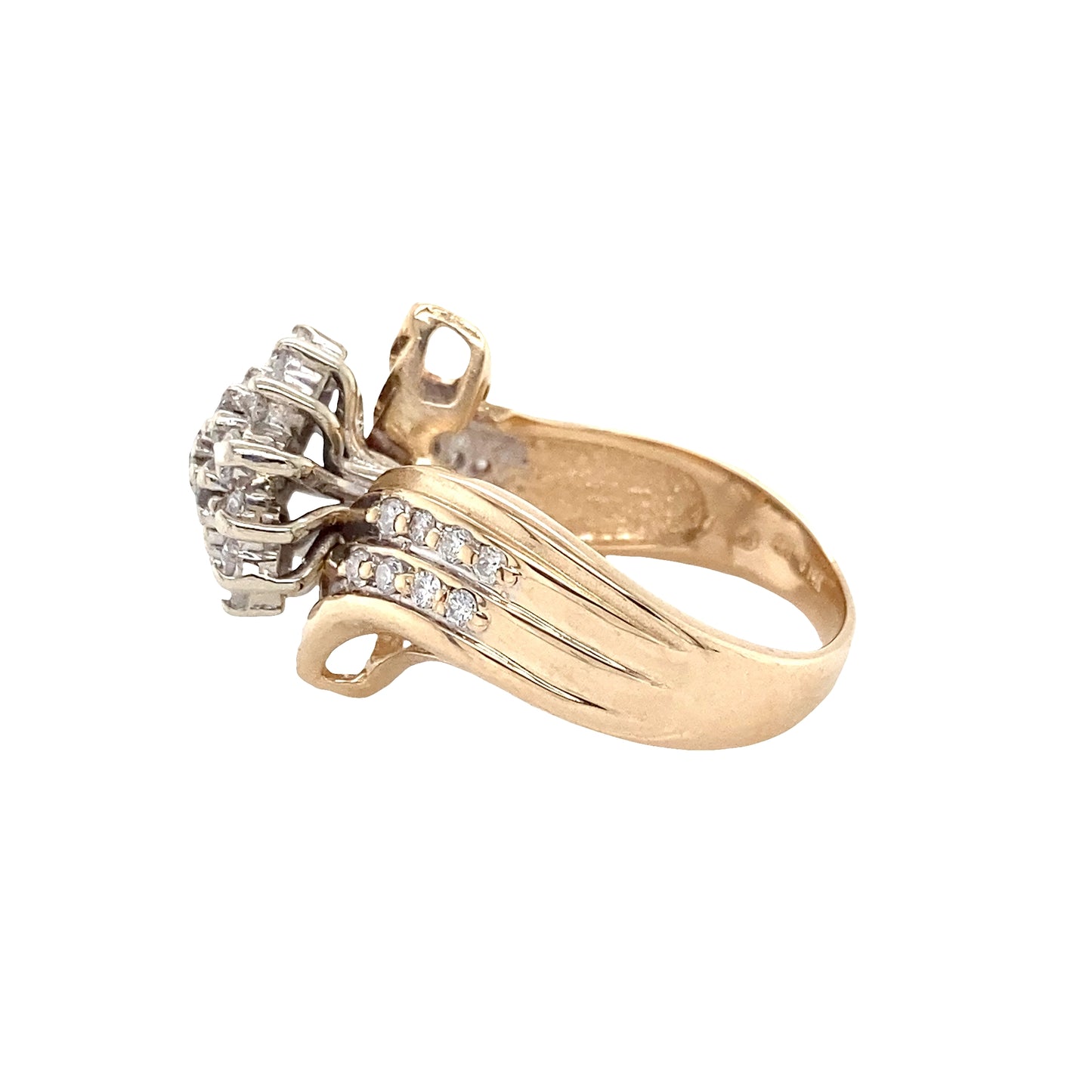 Round Brilliant Cut Diamond Cluster Style Ring