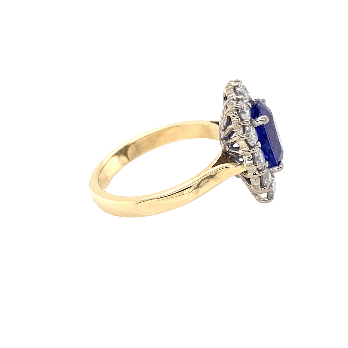 Tanzanite and Round Brilliant Cut Diamond Cluster Ring
