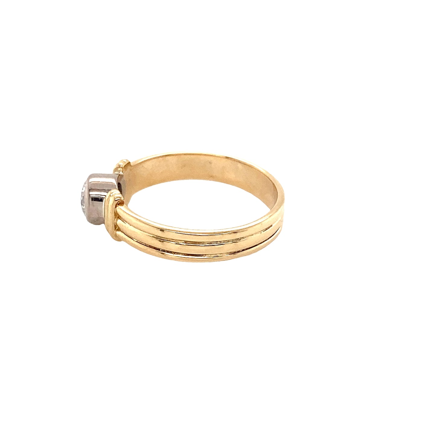 Round Brilliant Cut Diamond Solitaire Ring