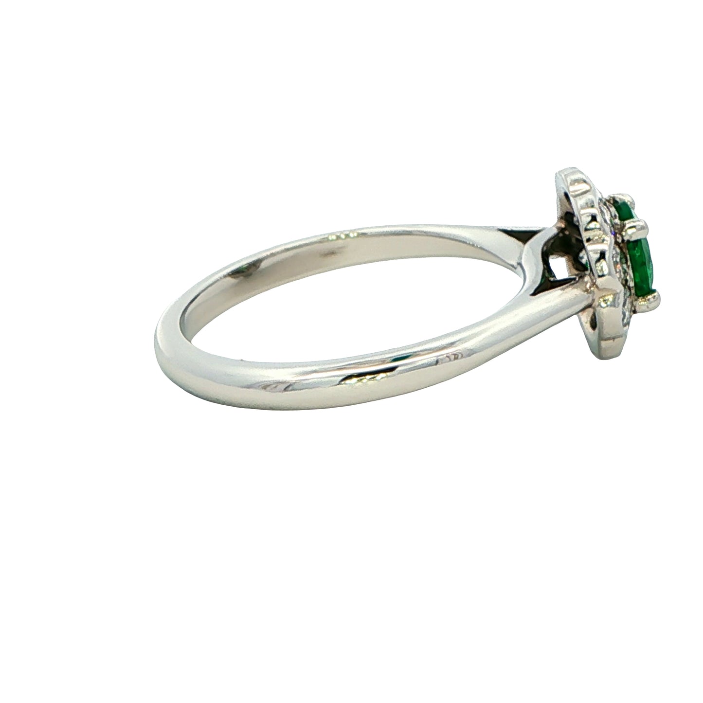 Round Emerald and Round Brilliant Cut Diamond Cluster Ring