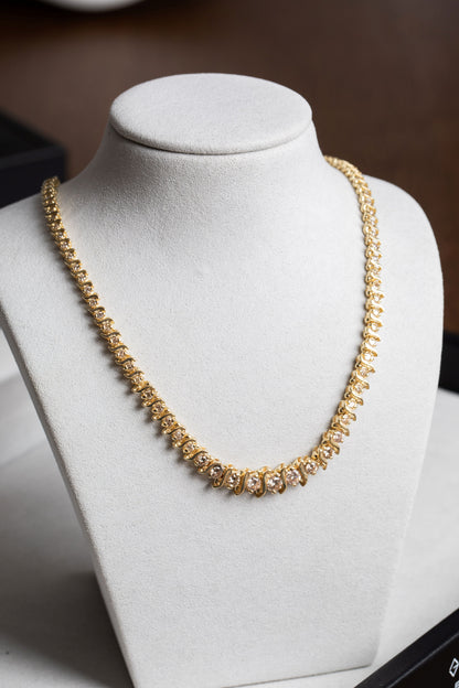 Yellow Gold Round Brilliant Cut Graduated Diamond Necklace