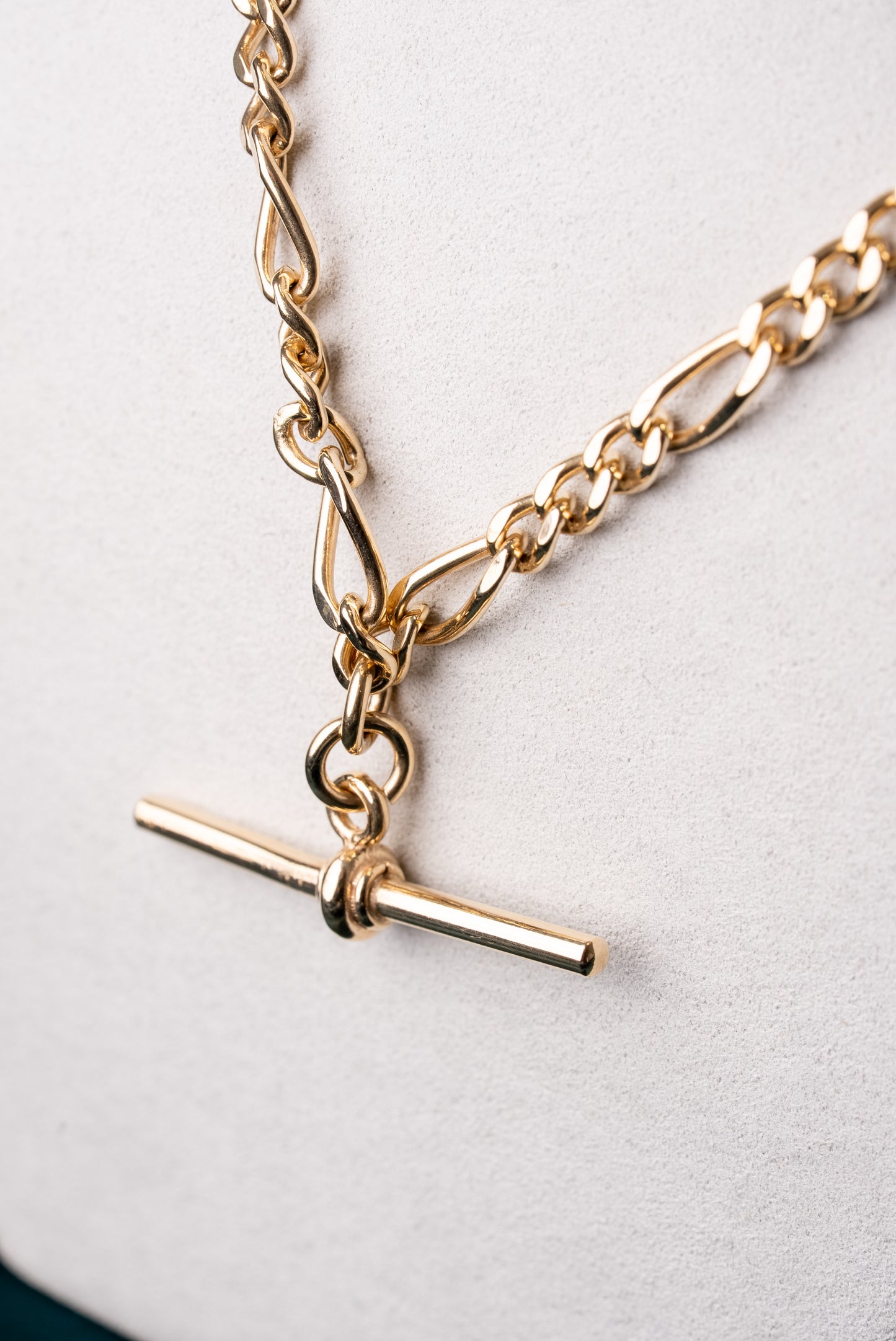 9ct Yellow Gold Twisted Curb Necklace with T-Bar - 22g