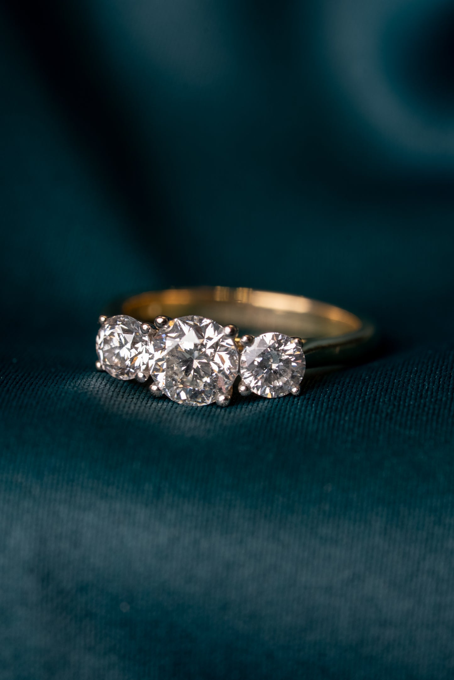 Round Brilliant Cut Diamond 3 Stone Ring
