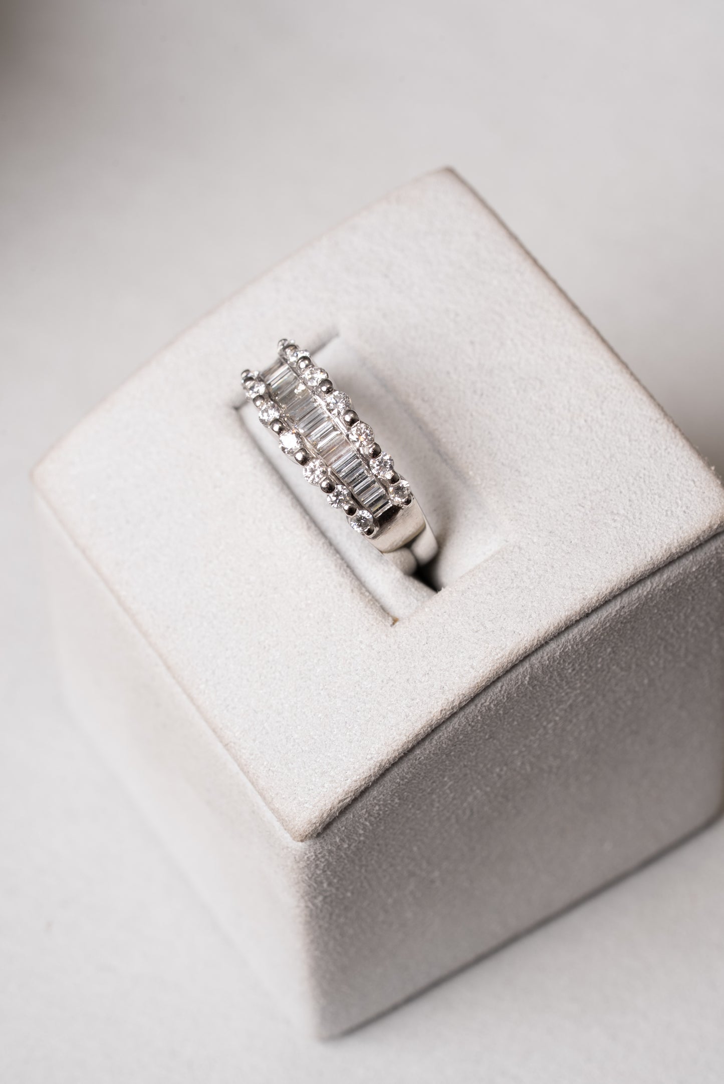 Baguette and Round Brilliant Cut Diamond Ring