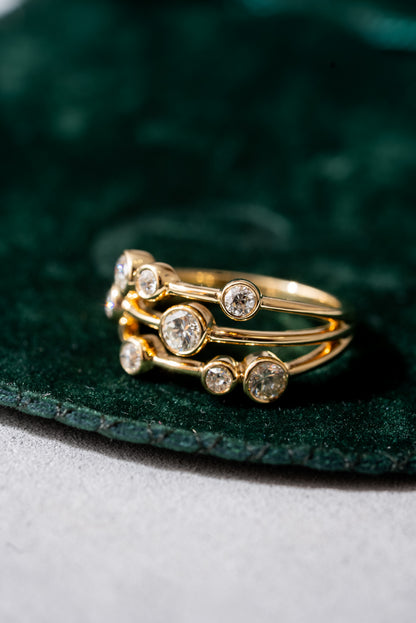 18ct Yellow Gold Bubble Style Ring with 8 Round Diamonds