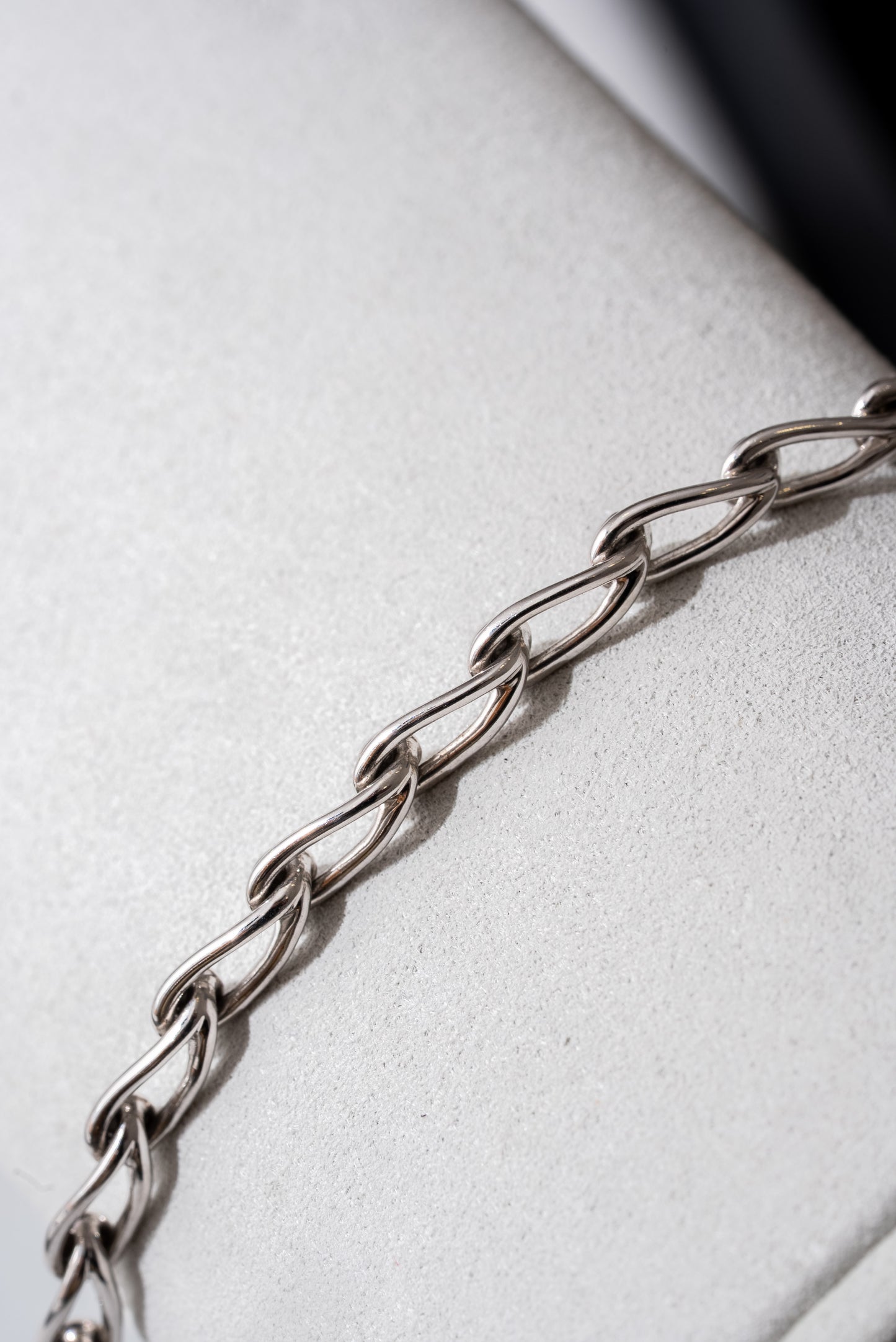 10ct White Gold Bracelet - 7.5g
