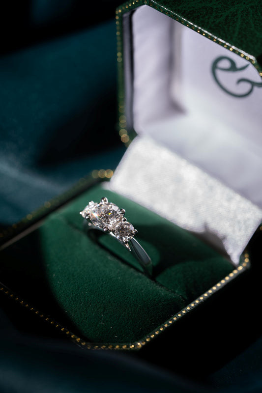 Round Brilliant Cut Diamond 3 Stone Ring