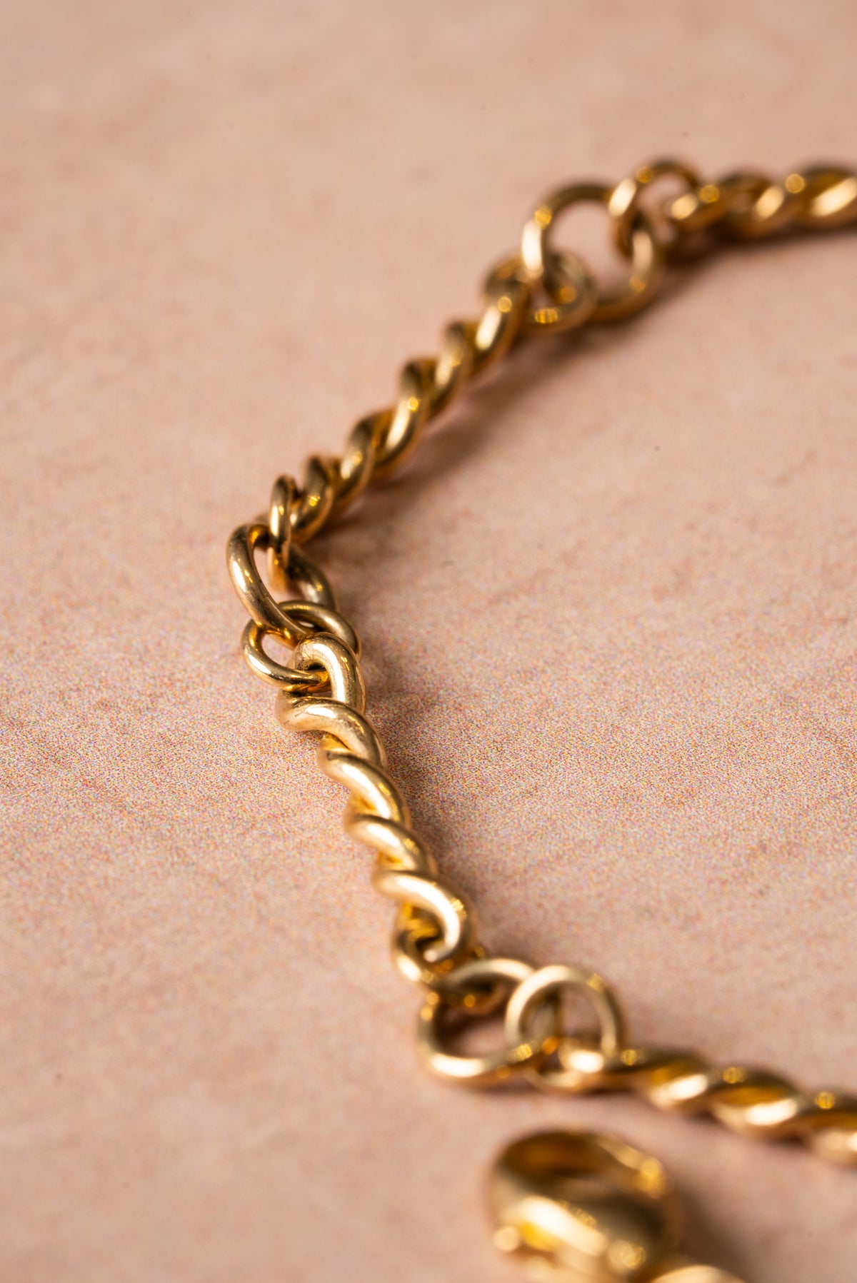 9ct Yellow Gold Twist Bracelet - 6.1g