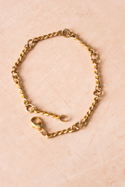 9ct Yellow Gold Twist Bracelet - 6.1g