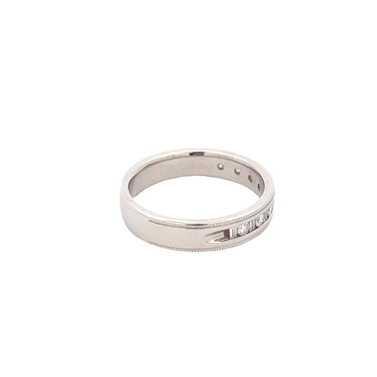 Round Brilliant and Baguette Cut Diamond Ring