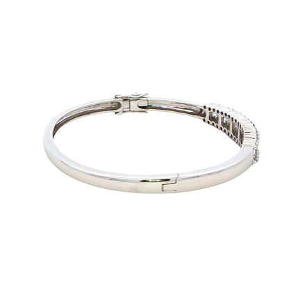 Round Brilliant Cut and Baguette Cut Diamond Set Bangle