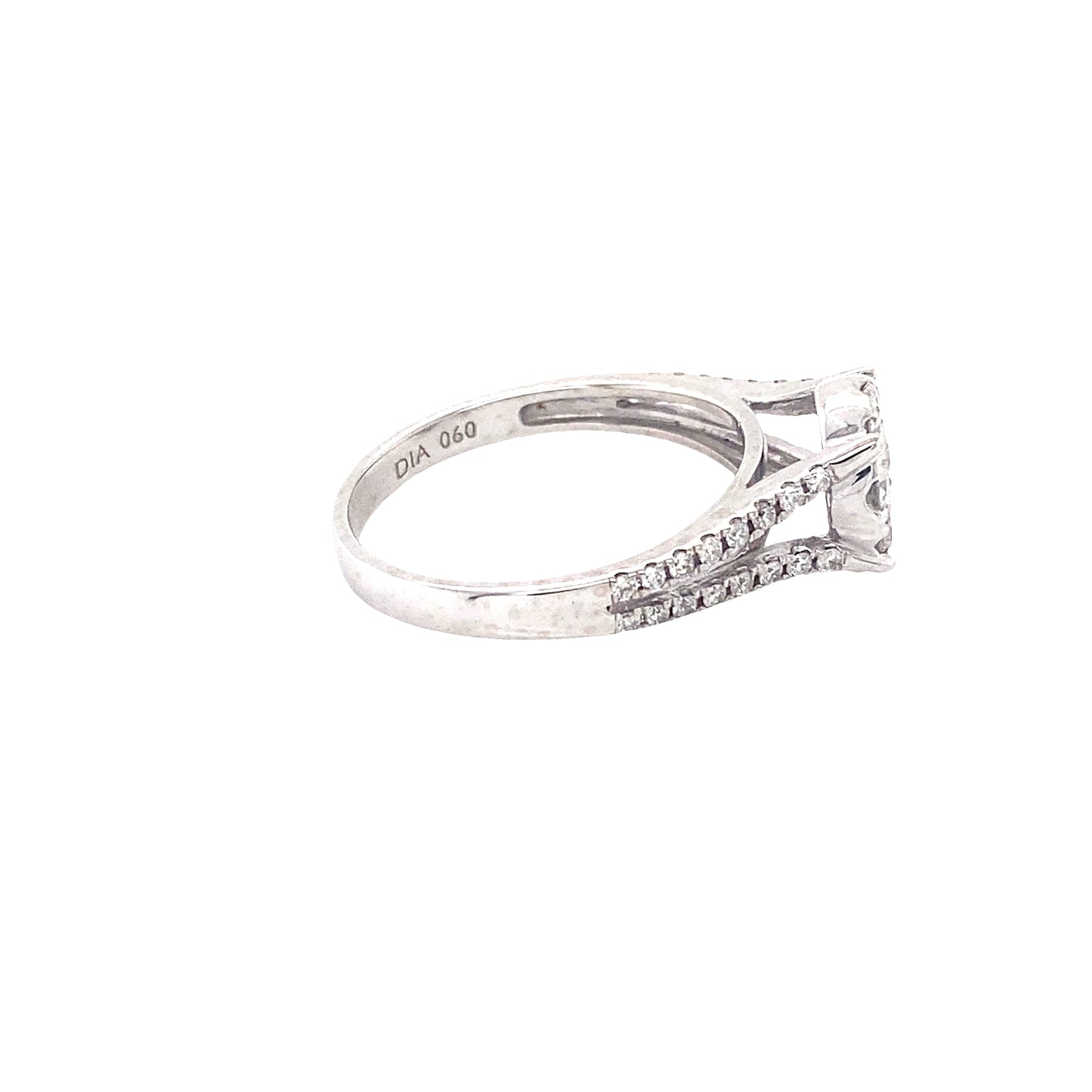 Round Brilliant Cut Diamond Cluster Ring