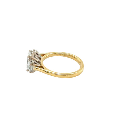 Radiant Cut Diamond 3 Stone Ring
