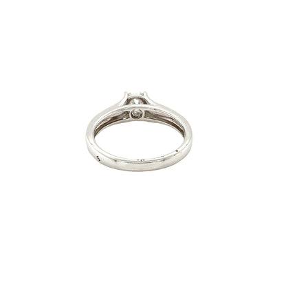 Round Brilliant Cut Diamond Kiss Ring