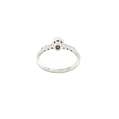 Round Brilliant Cut Diamond Cluster Ring with Diamond set shoulders