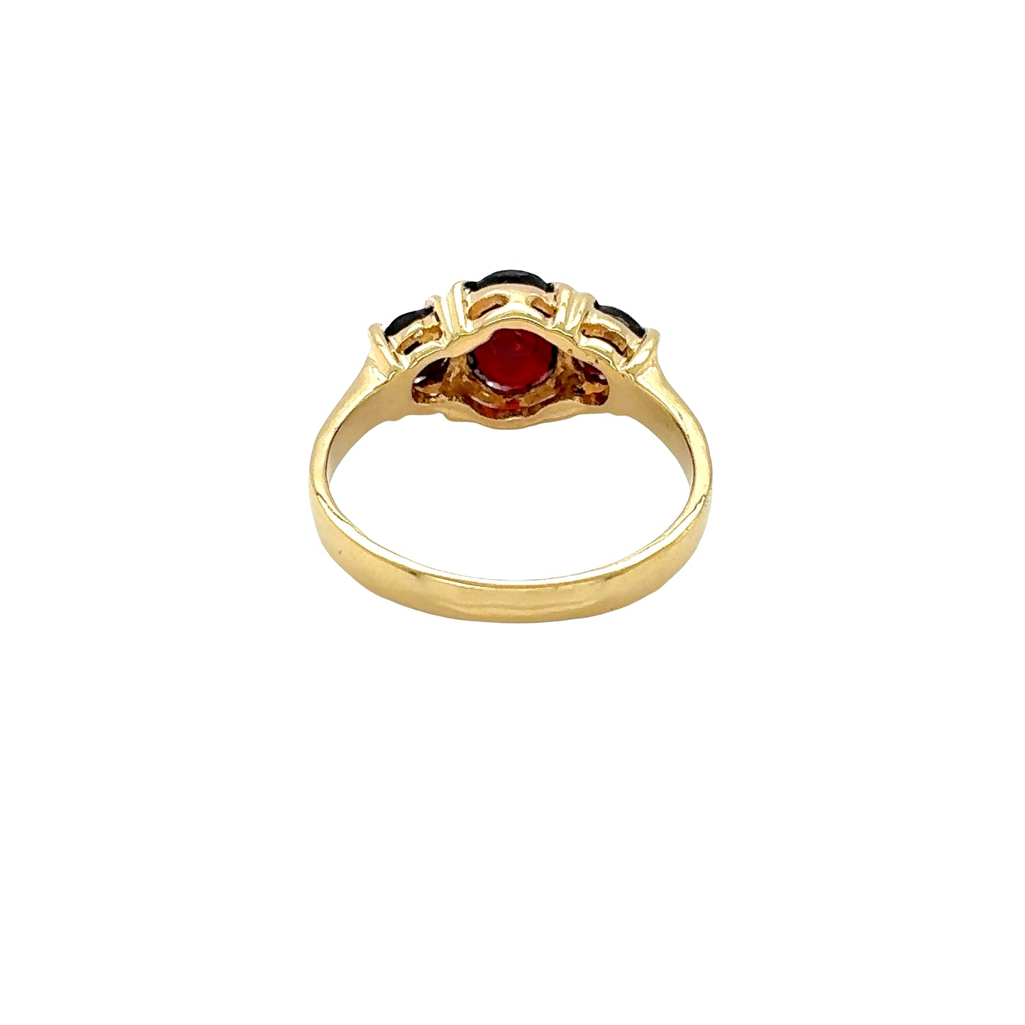 18ct Yellow Gold, Garnet 3 Stone Ring