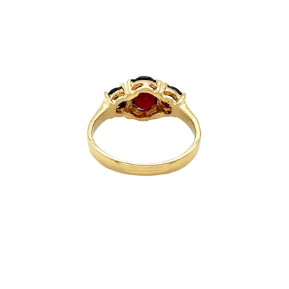 18ct Yellow Gold, Garnet 3 Stone Ring