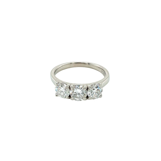Platinum, Round Brilliant Cut Diamond 3 Stone Ring
