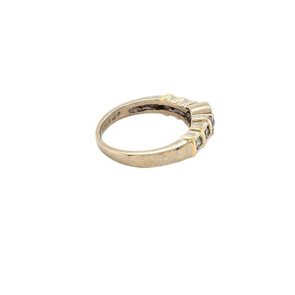 18ct White Gold and Yellow Gold, Round Brilliant Cut Diamond 5 Stone Ring