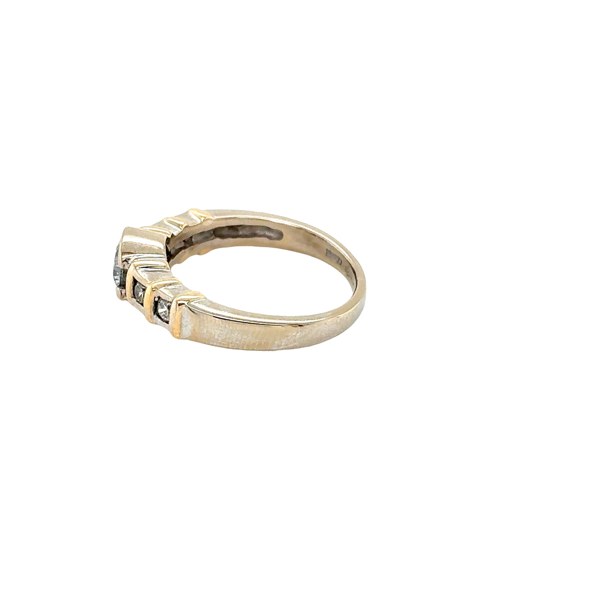 18ct White Gold and Yellow Gold, Round Brilliant Cut Diamond 5 Stone Ring