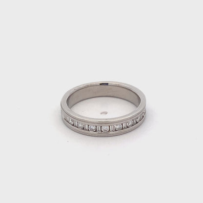 Round Brilliant and Baguette Cut Diamond Ring